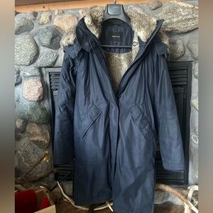 Babaton parka in excellent condition